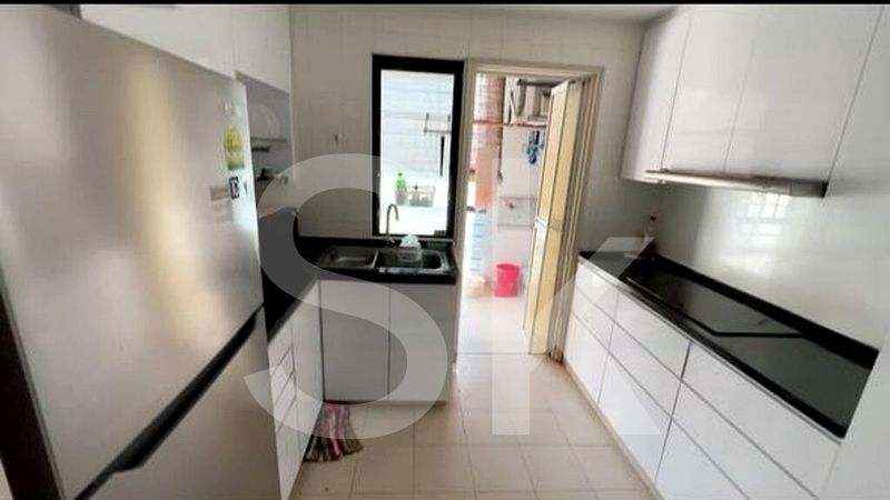 3 Bed Condo for Rent in  Harbour View Towers - Image 9